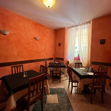 Ludovico Ariosto ホテル 3*